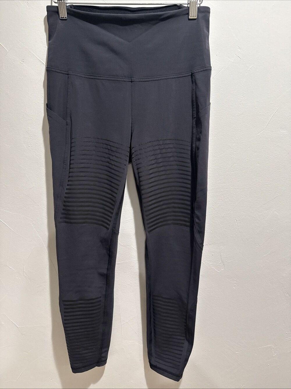 Lululemon Rogue Renegade Super Hi Rise Tights Style W5CKOS Size 8